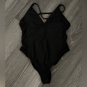 Shade & Shore black one piece bathing suit